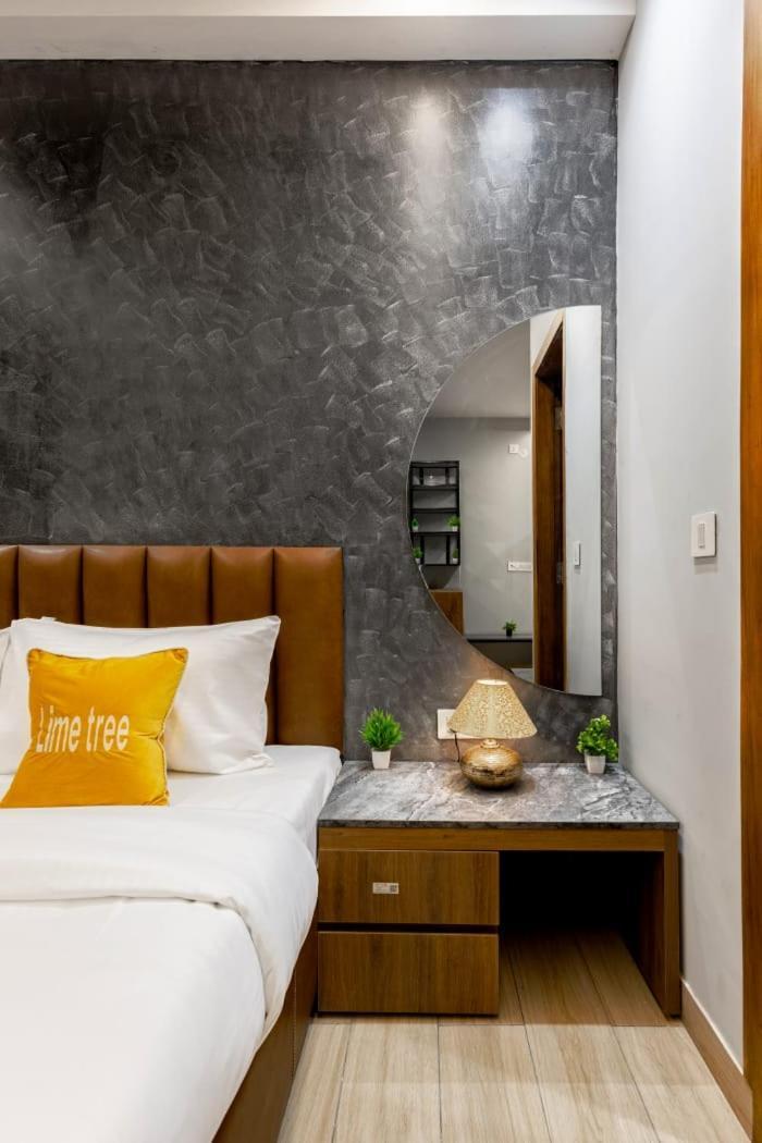 Hotel Imperial Stayz Sector 51 Gurgaon Zewnętrze zdjęcie