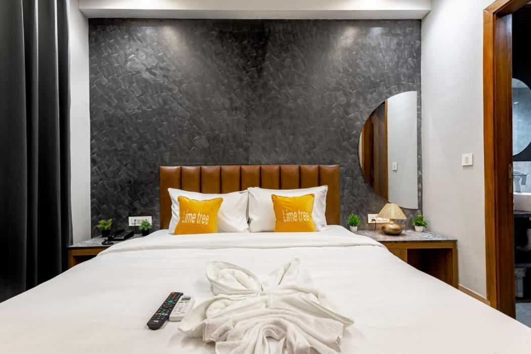 Hotel Imperial Stayz Sector 51 Gurgaon Zewnętrze zdjęcie